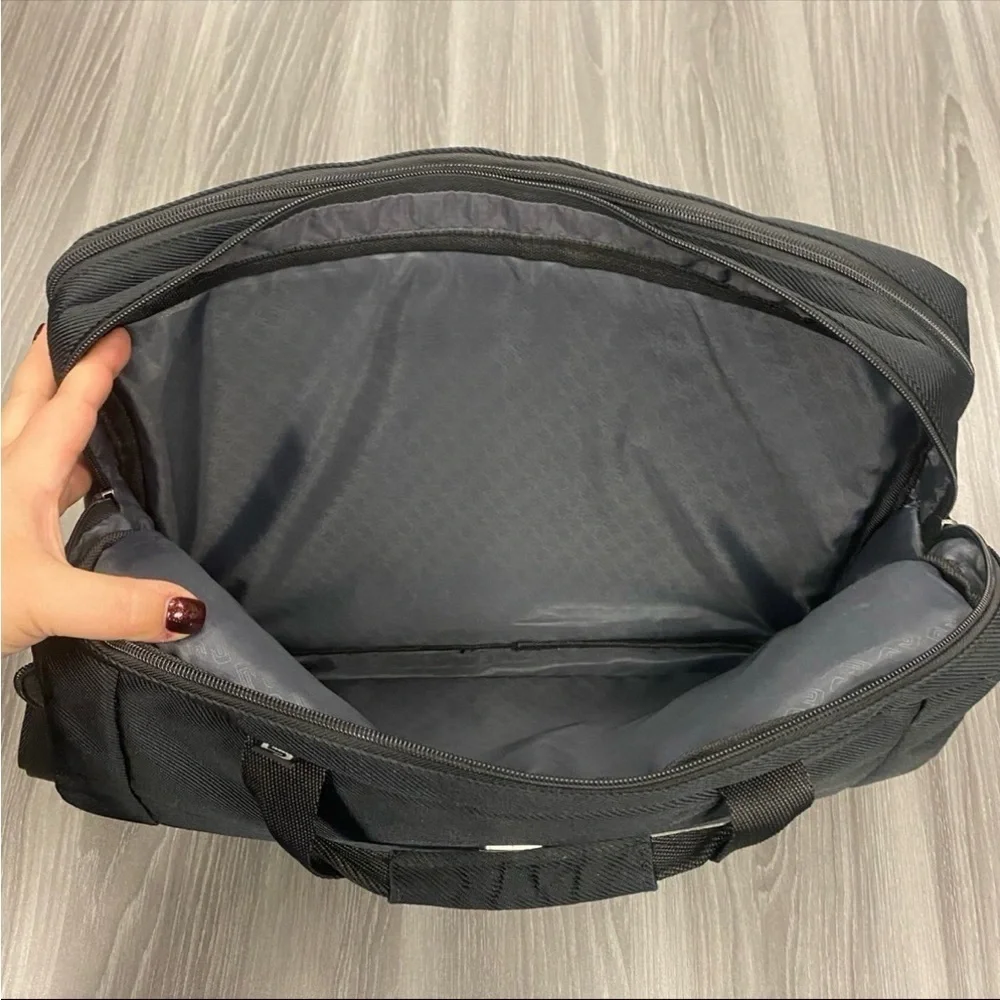 SOLO Black Laptop Bag Briefcase Adjustable Shoulder Strap